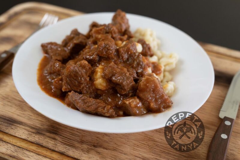 Marha pörkölt köret nélkűl
